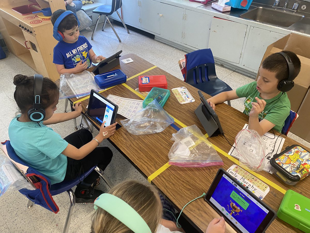 MadeForFifthGrade tweet media