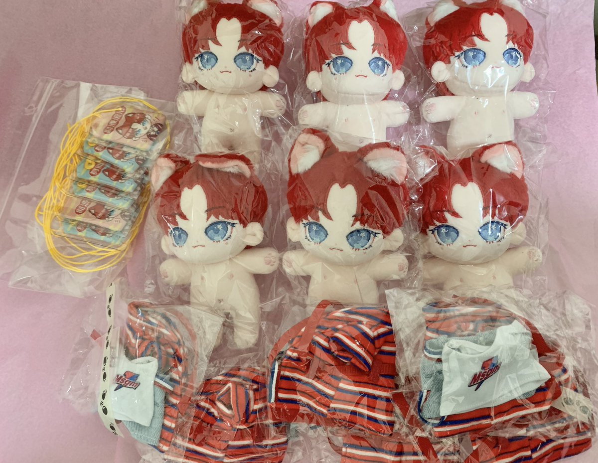 SweetHorizonSt's tweet photo. Recebidinhos de hoje!!
Dolls do Hongjoong (ATEEZ), a coisinha mais fofa! 
Thank you @Meow_joong 💜💜 https://t.co/DfXe90gNY1