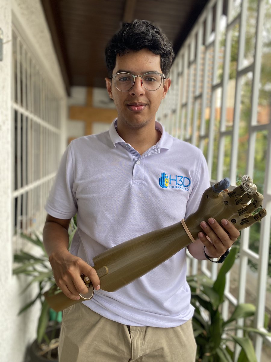 humanos_3d's tweet photo. ¿Ya conocías el #DispositivoKwawu ? 🦾 Aquí te contamos sus ventajas 👀⬇️
- Se caracteriza por su estética y similitud con una mano real 🤩
- Tiene un seguro para el agarre fijo 🫳
- Se recomienda para personas con el muñon corto 👀 https://t.co/4nNXnbh8Mb