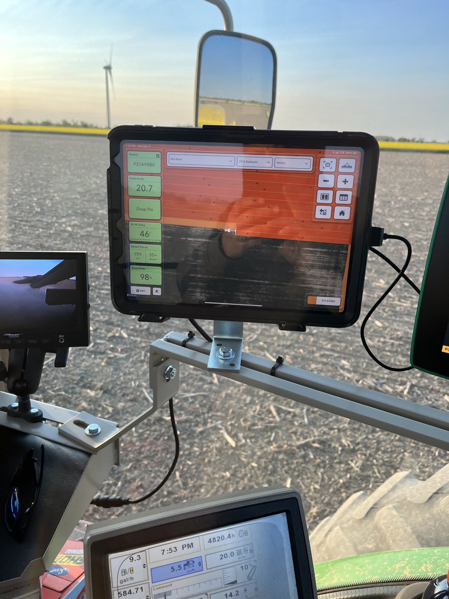 ⁦<a href="/FieldView/">FieldView</a>⁩ my field view seems really glitchy this year is anyone else havin issues?