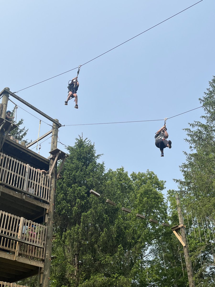 mschelley87's tweet photo. Sometimes we face own own fear so a student can overcome theirs.   My heart and soul are full.  Overflowing with love and pride for these kids.   These fifth graders are ready to fly! @JGB_Giraffes @TaraKidwellVA @meganahowland @FCPS1News https://t.co/zXVTMyLObQ