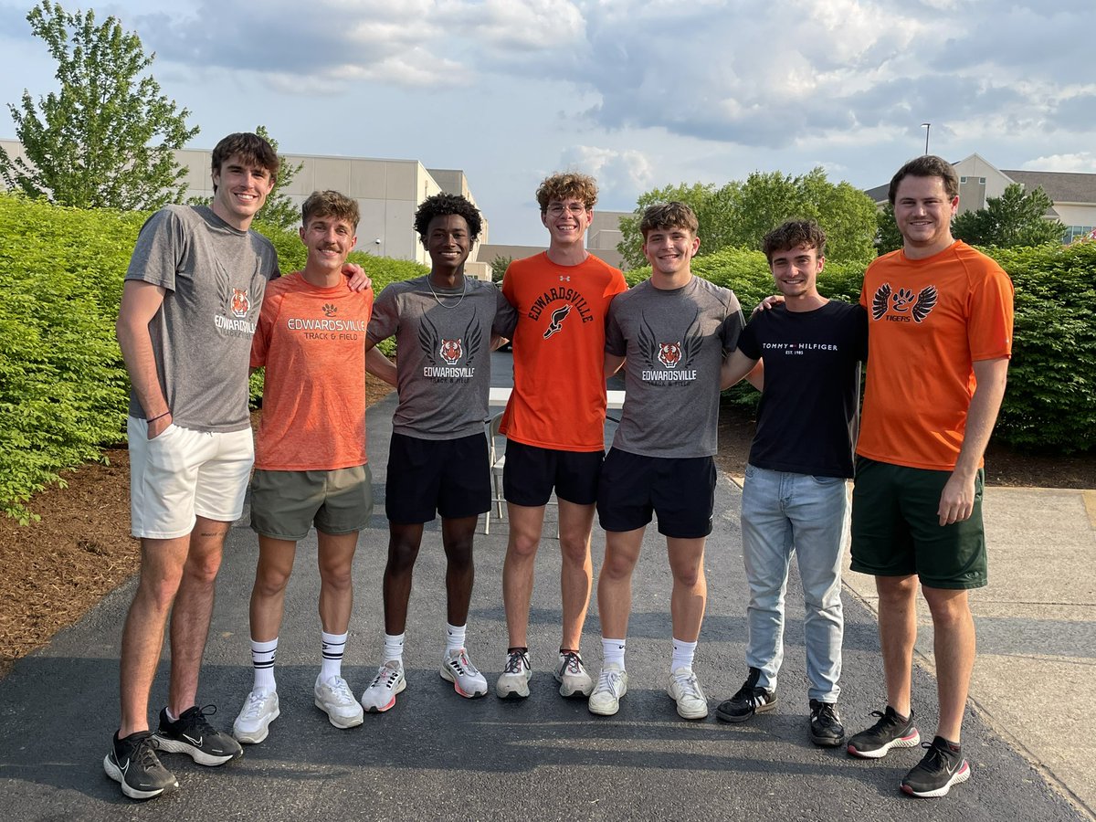 Great to see a few EHS Alum at today’s Sectional Meet!