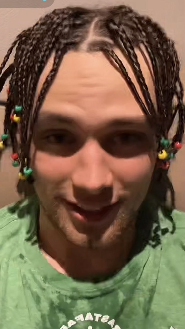 pattigraz88's tweet image. APB-WANTED BY WN- PLEASE CONTACT CANADIAN AUTHORITIES.               #neededhomesafely.         #approachwithcaution.     #williamwhite18