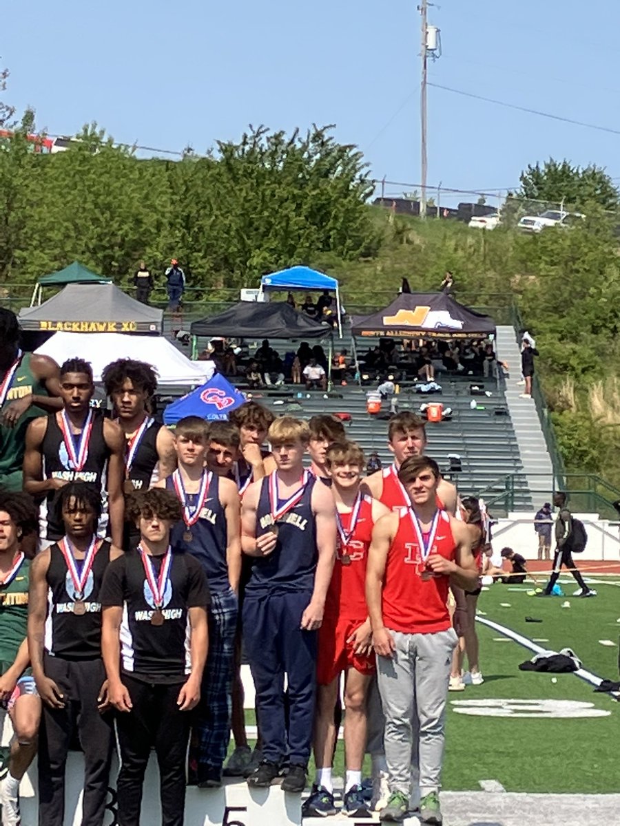 Boys 4x100 is heading to State!! Fought to a 5th place finish in 44.20 #AllOutOfBubblegum
<a href="/zachkovell/">zachary paul kovell 🎯</a> <a href="/matthew_essey/">Matthew Essey</a> <a href="/CameronFedorka/">Cameron Fedorka</a> <a href="/Lewis_tyler2/">Tyler Lewis</a>