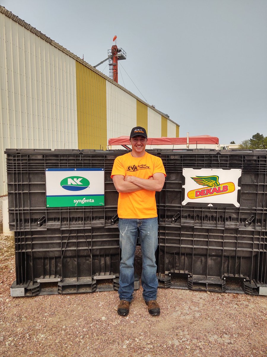 I'm excited to have RJ Bayer on our CVA Team this summer.  Looking forward to watching him learn and grow through his Sales Internship with us.<a href="/CentralValleyAg/">Central Valley Ag</a> <a href="/rj_bayer/">RJ BAYER</a>