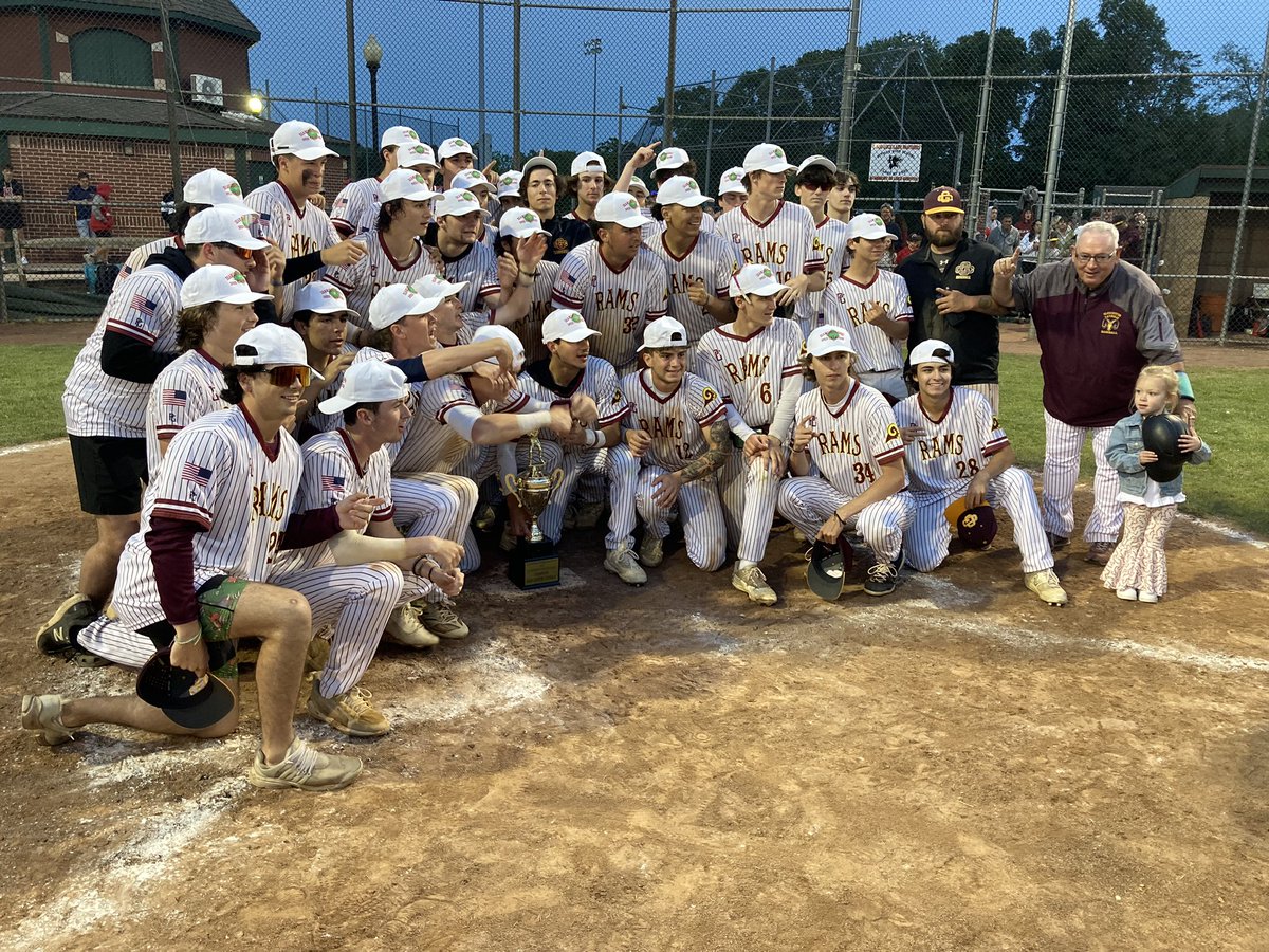 Kevin Minnick 🏈🐶🏀🐶⚾️ tweet media