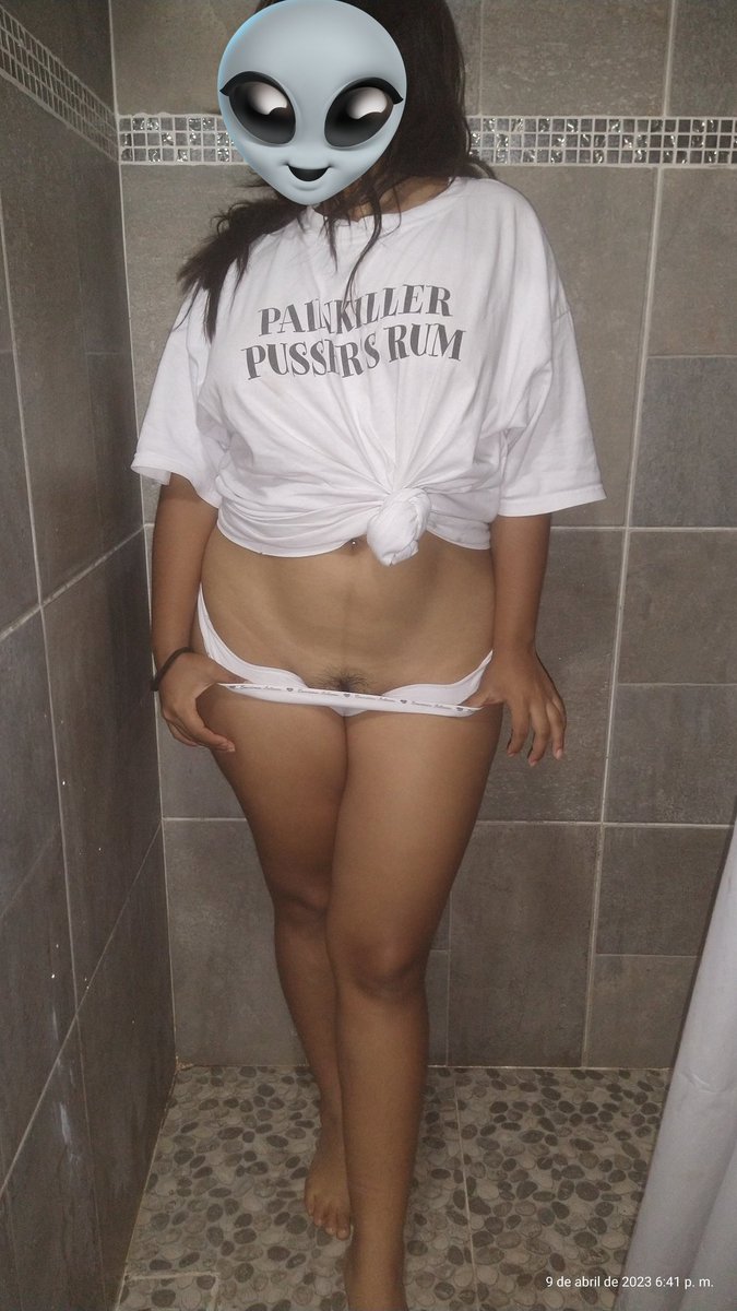 Serendipitydrea's tweet photo. Un rico baño para este calor! https://t.co/ctIRw83kZn