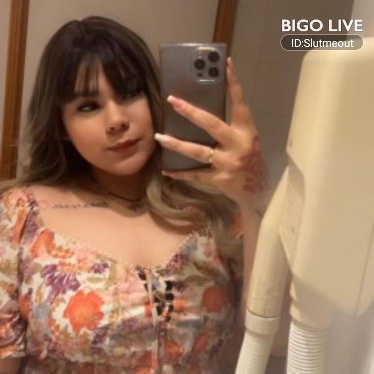 BeeeBlock's tweet image. Venha assistir a livestream doᴘʀɪɴᴄᴇꜱꜱ愛🤍 no #BIGOLIVE e faça novos amigos! slink.bigovideo.tv/4sTh6G