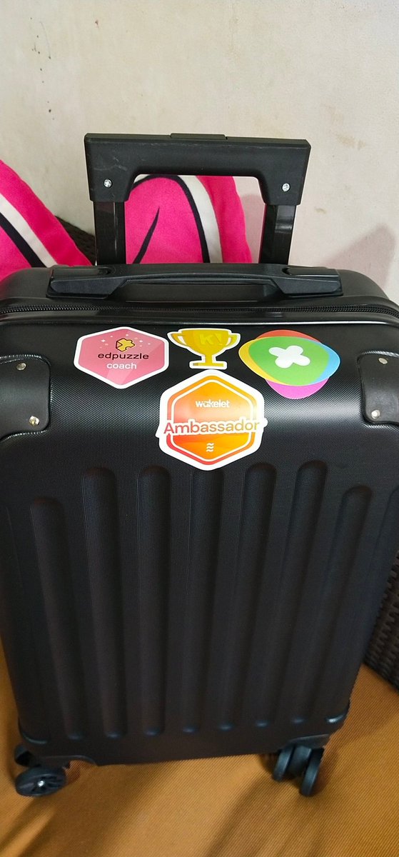 VersozaMay's tweet photo. Everywhere I go, I am ready ๐๏ธ๐๐ฅฝ
#OffToDavao https://t.co/6i8PLwtGpL
