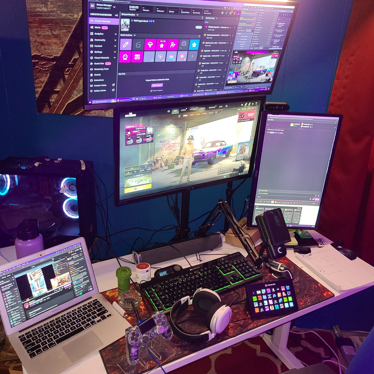 After 3 tries, I realized I didn't put power to the ssd... everything is now up and running! Gonna go live on MySpace in 10mins