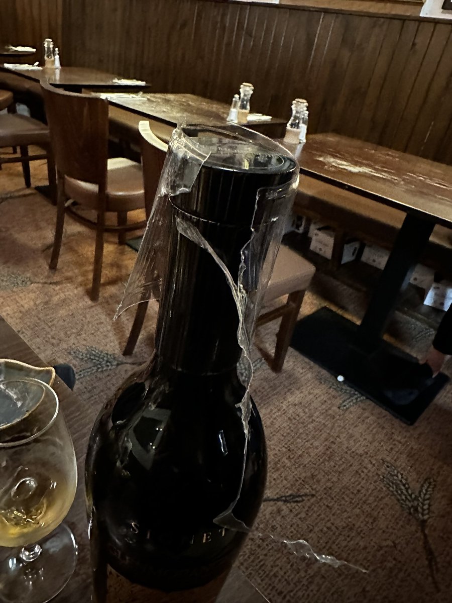 I do so much love <a href="/TheGlenmorangie/">Glenmorangie</a> Signet with my favourite bottle stopper of all time but what’s this shrink wrap all about?