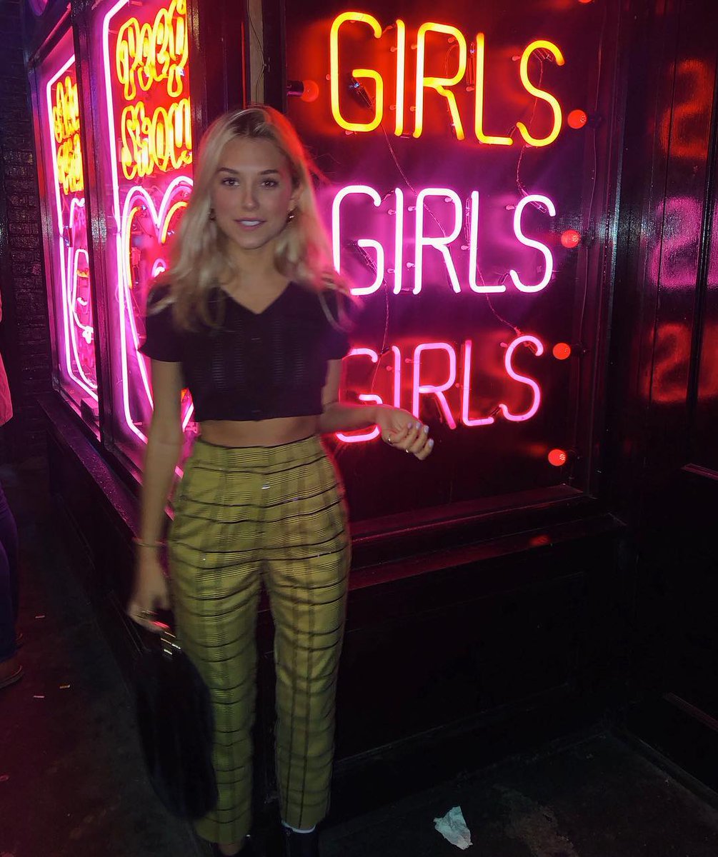 Another night of laughs, love, and good vibes with my girls! Nothing beats spending time with the people who always have my back.💕