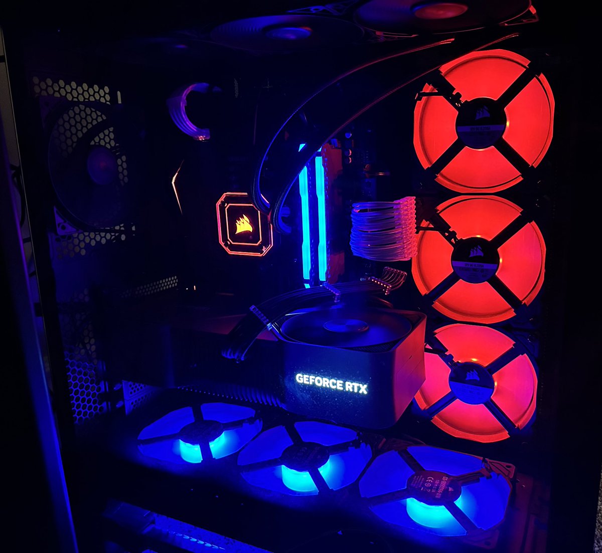 PoppaCoats tweet media