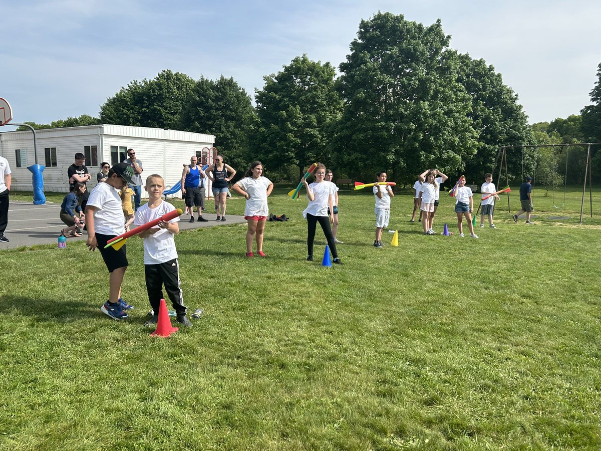 George R. Martin Elementary School tweet media