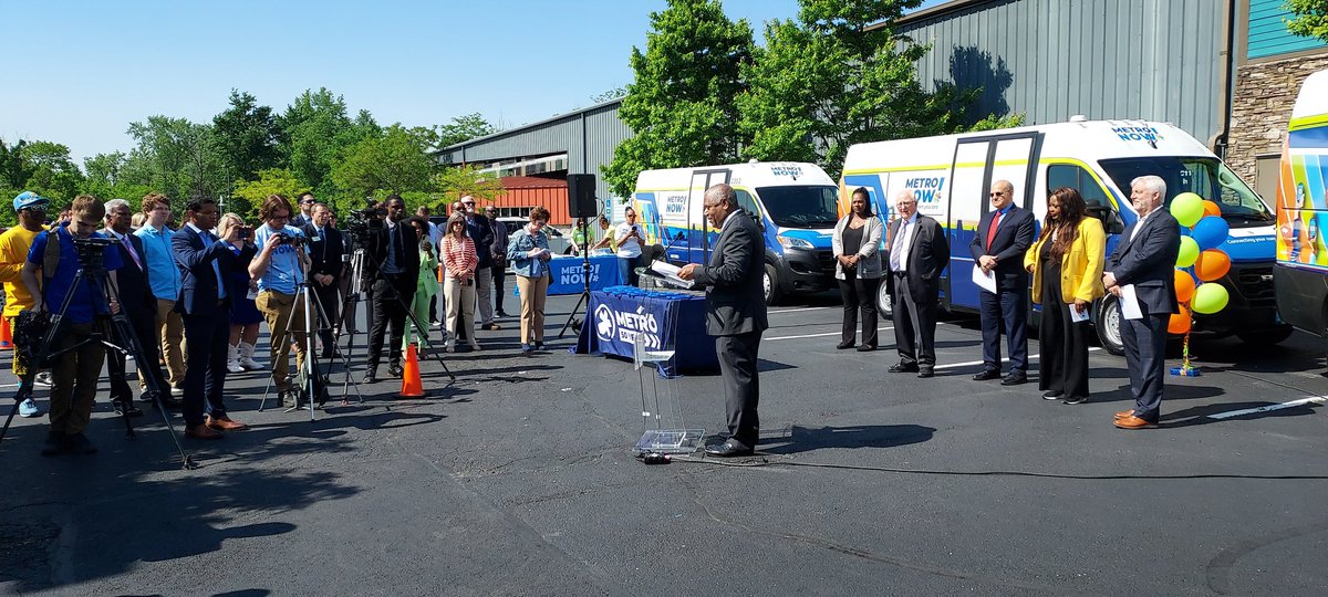 @cincinnatimetro did something really exciting today & launched a brand new on-demand service, MetroNow! We're so thankful for our community leaders who helped us celebrate this important Reinventing Metro milestone.