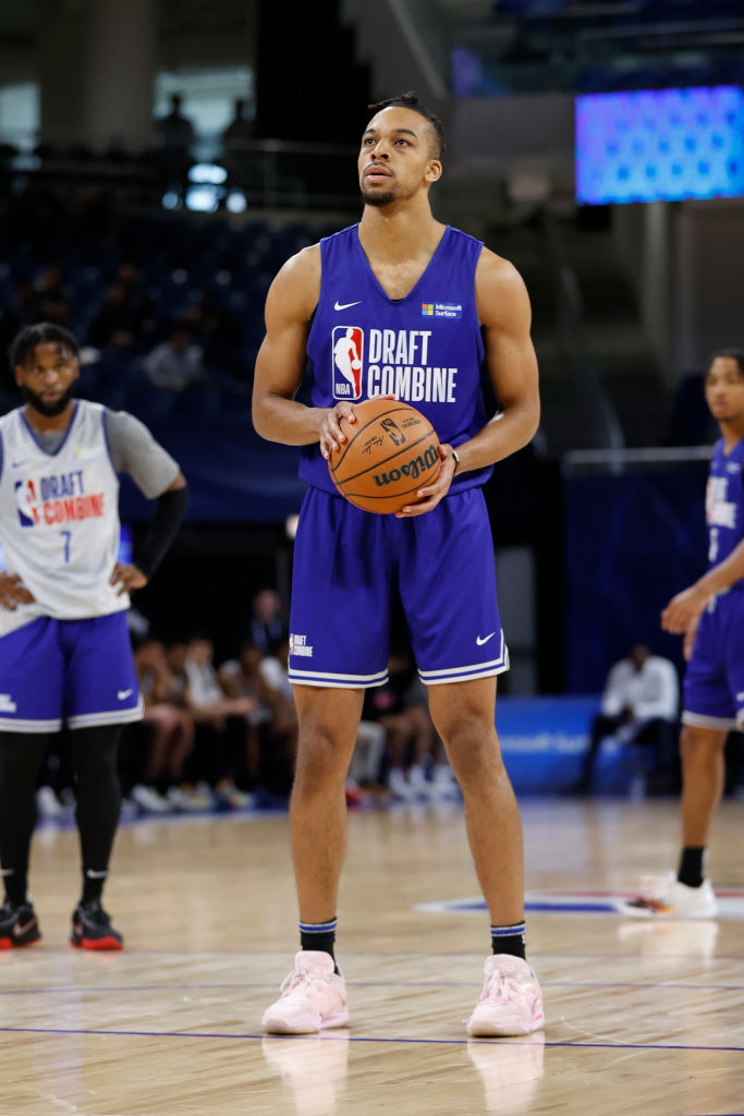 NBA UK (@nbauk) on Twitter photo Tosan Evbuomwan (<a href="/Tosan_Evb/">Tosan Evbuomwan</a>) at the NBA Draft Combine in Chicago 🏀🇬🇧
Learn more here: youtu.be/yrchDLGwscg Tosan Evbuomwan (<a href="/Tosan_Evb/">Tosan Evbuomwan</a>) at the NBA Draft Combine in Chicago 🏀🇬🇧
Learn more here: youtu.be/yrchDLGwscg