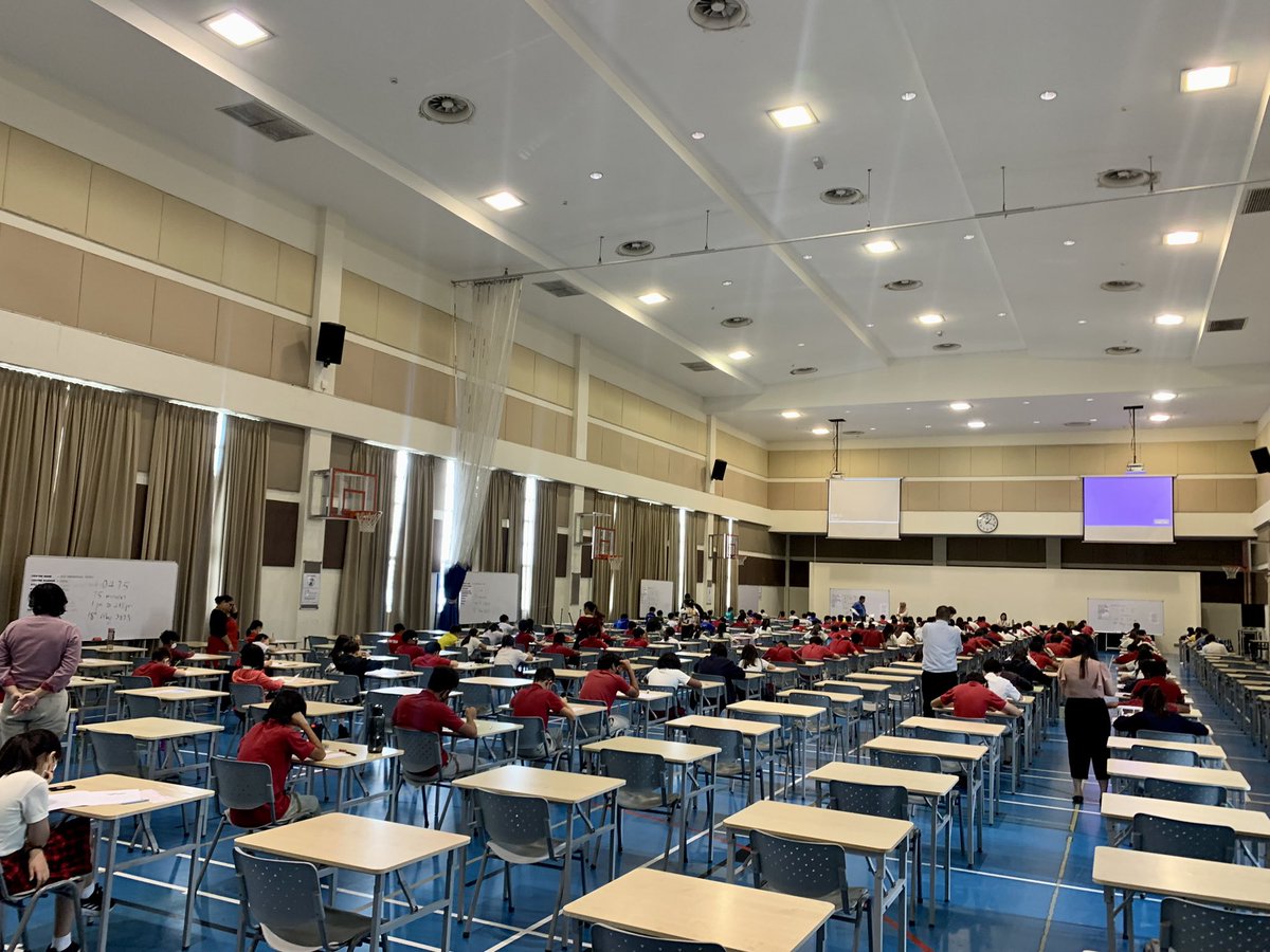 HISMaths tweet media