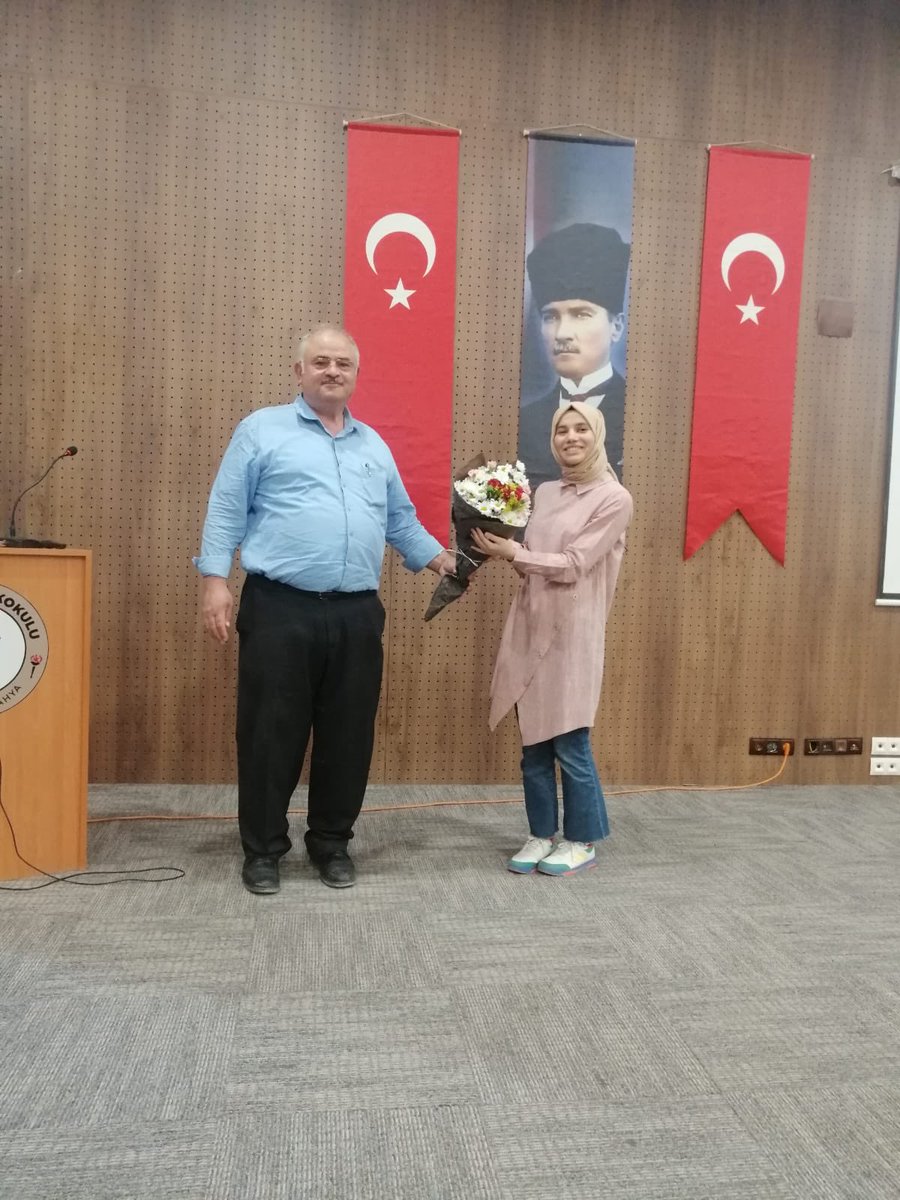 Eat Healthy, Smıle To The Future (Sağlıklı Beslen, Geleceğe Gülümse isimli e-twinning projemizin etkinlikleri çerçevesinde Diyetisyen Yuled Ayşe Turan öğrencilerimize yeterli ve dengeli beslenme konusunda seminer verdi. <a href="/Bilalsen43700/">Bilal ŞEN</a> <a href="/kutahyamem/">Kütahya İl Millî Eğitim Müdürlüğü</a> <a href="/Emetilcemem/">Emet İlçe Milli Eğitim Müdürlüğü</a>