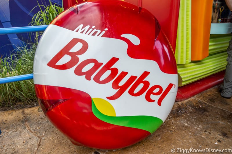 TalkingNat's tweet photo. @WDWNT Babybel cheese https://t.co/yf5XaqRX5Q