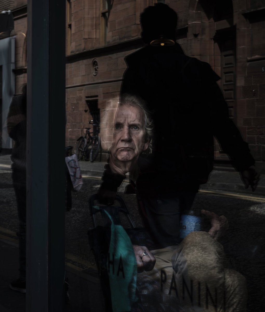 Face in the window. #belfaststreets   #documentary-photography #fromstreetswithlove #capturestreets  #gf_streets #streetdreams #timeless_streets #streetphotographyworldwide #hcsc_street #obscureshots #streetphotographersmagazin #cobblescope #tnscollective
