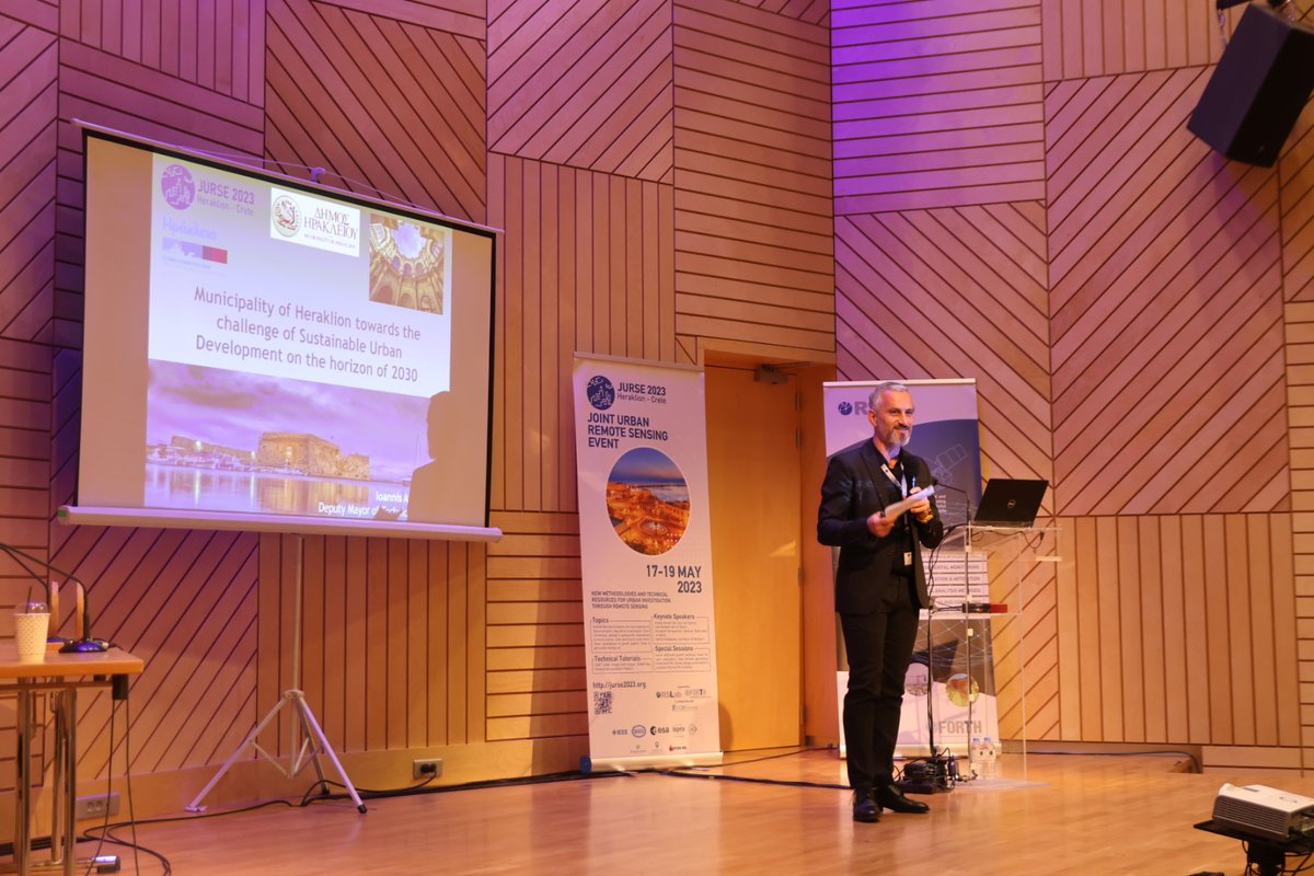 Day 2 of #JURSE23 kicks off with a keynote led by Ioannis Anastasakis of the <a href="/cityofheraklion/">Δήμος Ηρακλείου</a> municipality regarding the challenge of #Sustainable #Urban #Development on the horizon of 2030.
<a href="/FORTH_ITE/">FORTH</a> #EarthObservation #SDGs