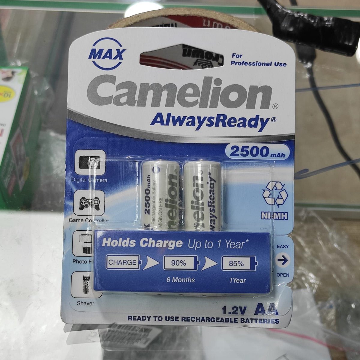 ik1869781's tweet photo. Camelion 2500 MAH Always Ready available at Pakistan Photography Equipments just buy here in 2200pkr for more information call us at +92341 4422777 
#pkphotographers #pakistanphotographyequipments #camelionmahbattry #camelionbettryinolx #camelionbatterynearme #camelionbatterypri https://t.co/1gTNsG1Mnt