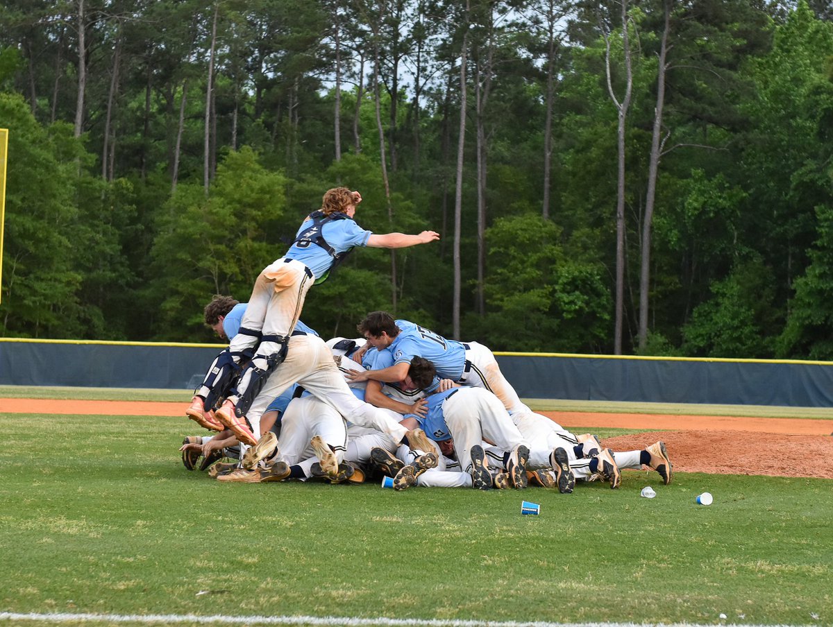 BaseballBengals's tweet photo. BENGALS ARE UPPER STATE CHAMPS! 

Thank you for all the support so far! We need two more!

#GOBENGALS #WTD https://t.co/Q5py6R6Bkx