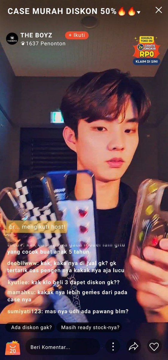 oshenhe's tweet photo. Here we go again… @sangajism jualan casing, kabarnya sekarang udah jadi CEO casing 🫪 https://t.co/pOjVqiUTXP