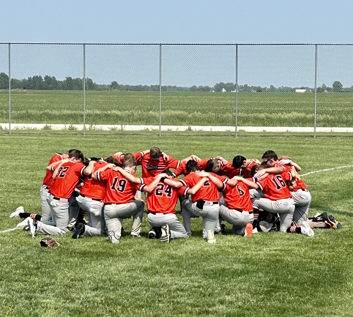 Palmyra's baseball season come to a close with a 2-1 loss to South Shelby tonight. The kids played their hearts out this week and the future is bright! #wearepalmyra <a href="/ChrisDuerr/">Chris Duerr</a> <a href="/Tony_WGEM/">Tony Cornish, Jr.</a> @ZRichKHQA <a href="/SchuckSports/">Matt Schuckman</a> <a href="/BrianWosman/">Brian Wosman</a>