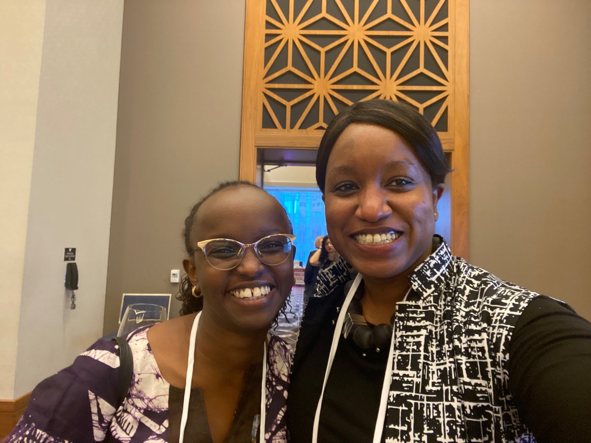 Running into #mentees!!!! 🫶🫶 (some for the first time in real life) at #SAEM23 has been my REAL highlight so far! #diversityinmedicine #womeninmedicine #blackdoctors #whatadoctorlookslike (why I #academia)
You should know them! @Kele_Umoga @leff_rebecca @Dr_MannyO @njeri_nice