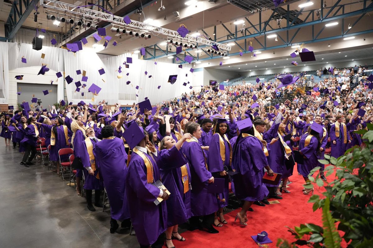 Hahnville High tweet media