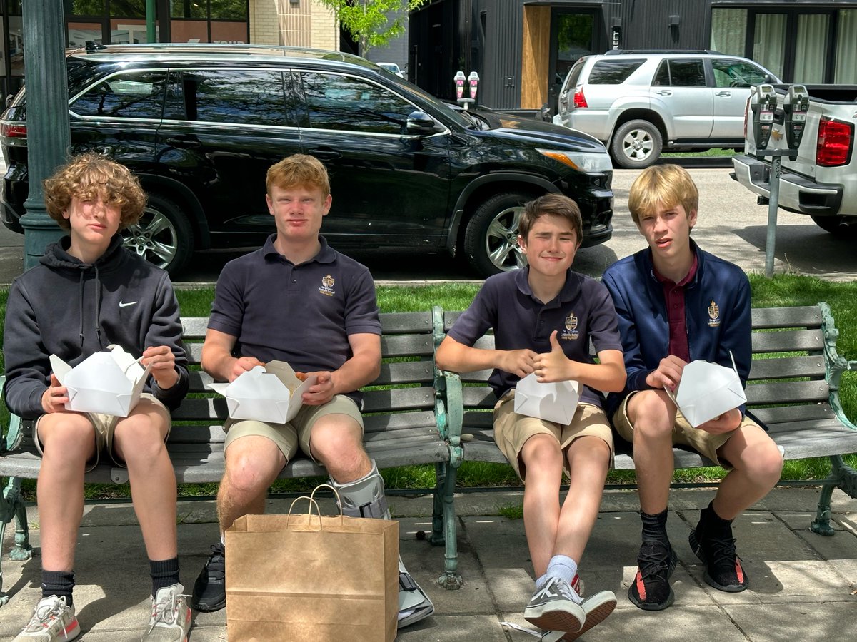 stignatiusid's tweet photo. Middle School Spanish got to head down to the Basque Market today for a special treat- paella lunch with Senora Carranza, our most amazing Spanish teacher!! https://t.co/Rbk4loI5eI