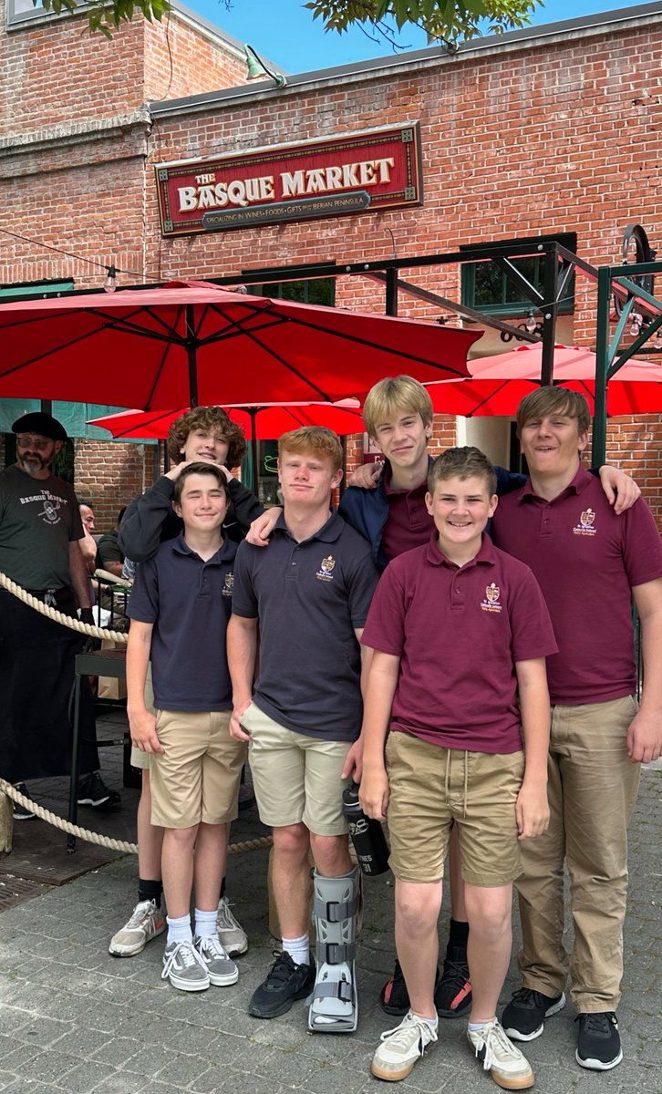 stignatiusid's tweet photo. Middle School Spanish got to head down to the Basque Market today for a special treat- paella lunch with Senora Carranza, our most amazing Spanish teacher!! https://t.co/Rbk4loI5eI