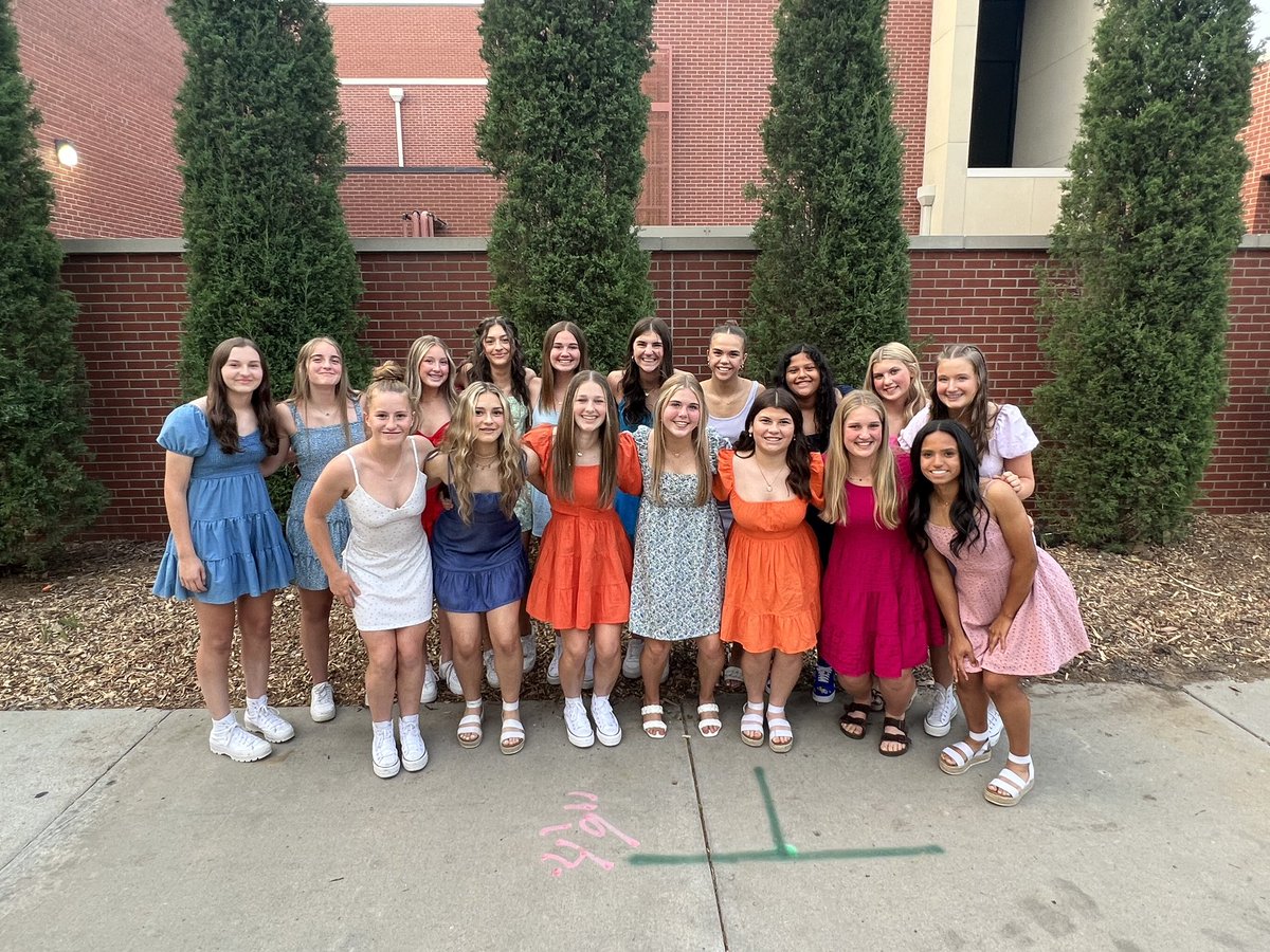 PXGirlsSoccer's tweet photo. Tonight we honored our girls for their dedication towards our program!

We are so blessed to have such an amazing group of young ladies who make a difference on and off the field!

We are going to miss our SENIORS 😢
We wish you the best of luck and will be praying for you! https://t.co/21KWI19ybB