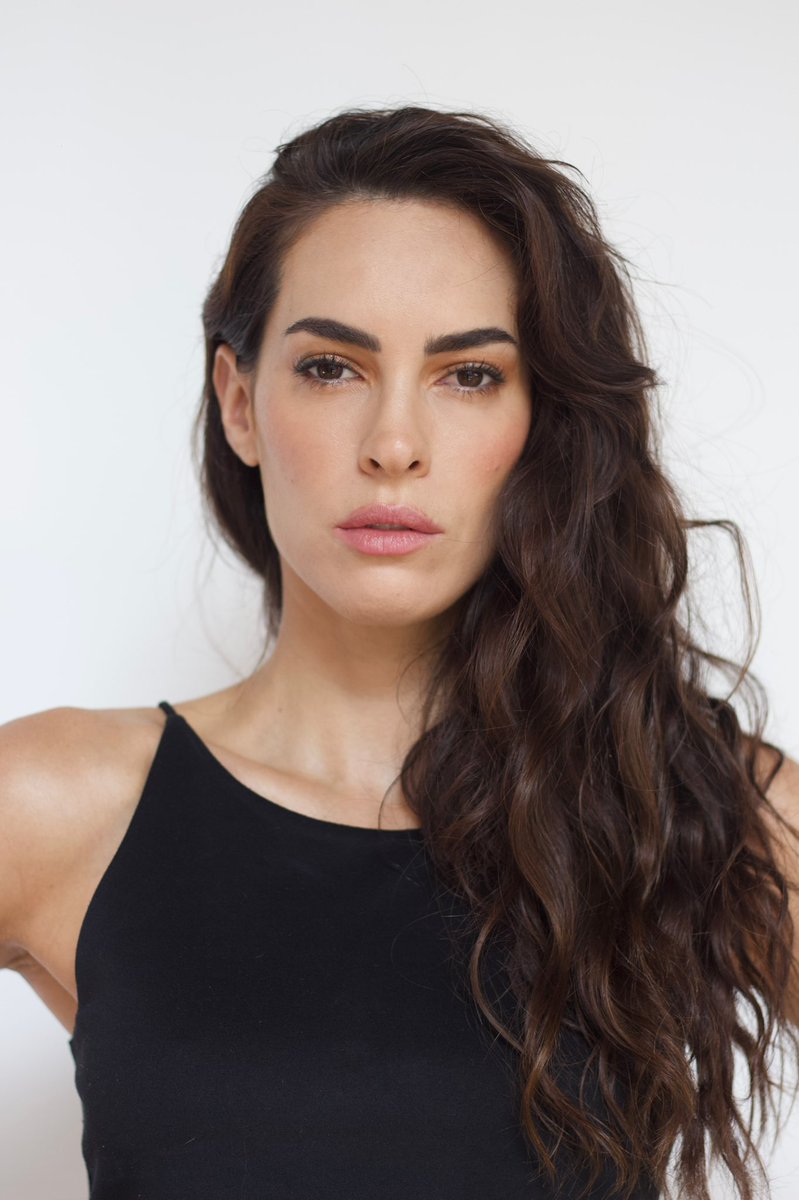 LaMurielHe's tweet photo. New head shots
✨🎬🎥🎭
Personaje “the girl next door”
.
.
.
.
.
.
#headshots #actor #actress #acting #followyourdreams #casting #actorscasting #smile #girlnextdoor https://t.co/21HfoVCCqb