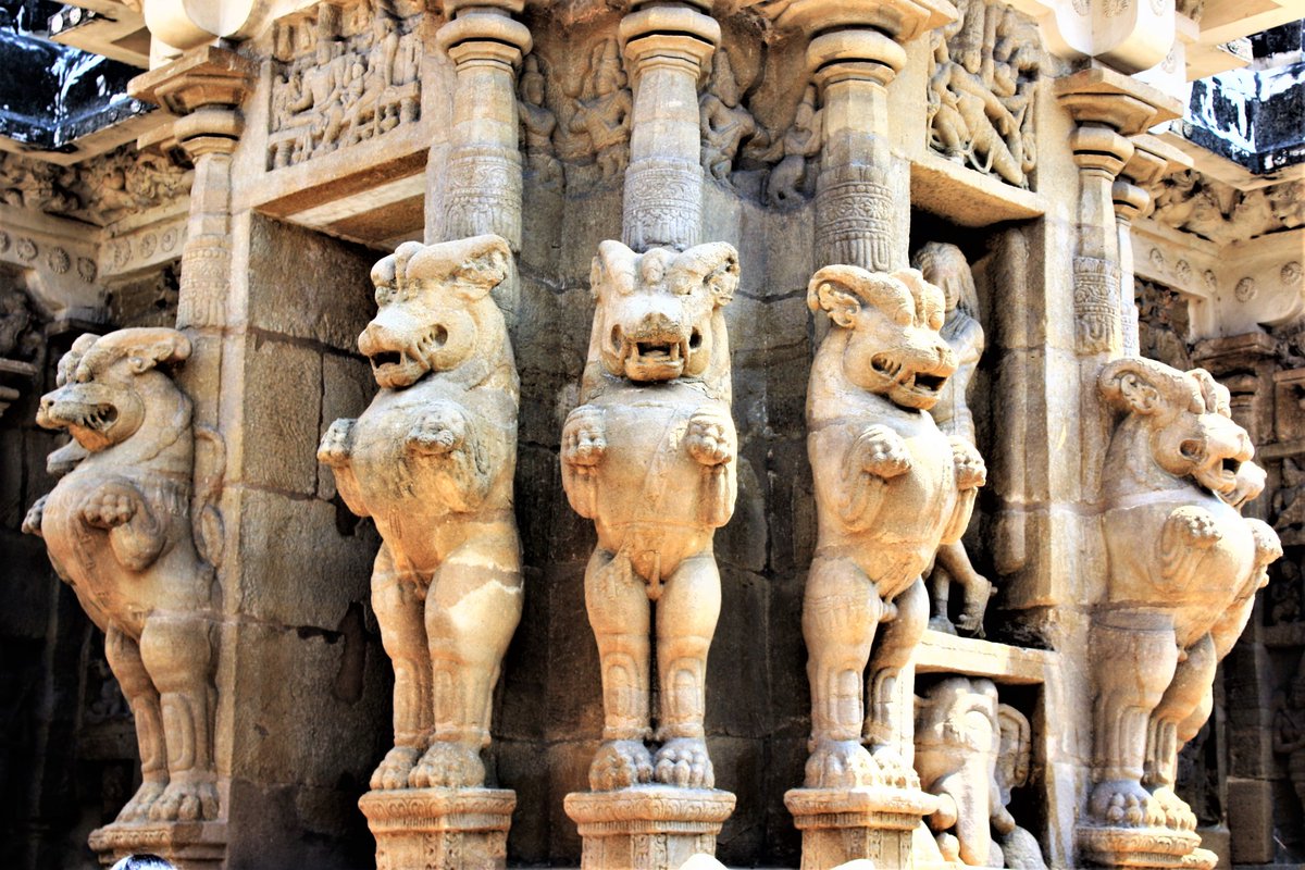 IndraniTweeets's tweet photo. NEW in blog: #Kanchipuram Travel Guide. I have you covered with places to visit that will satiate history buffs, spiritually inclined, architecture lovers+things to do for culture vultures food lovers
https://t.co/zKGu78UCdF
#travelblog #TamilNadu https://t.co/MnmEM2BIBy