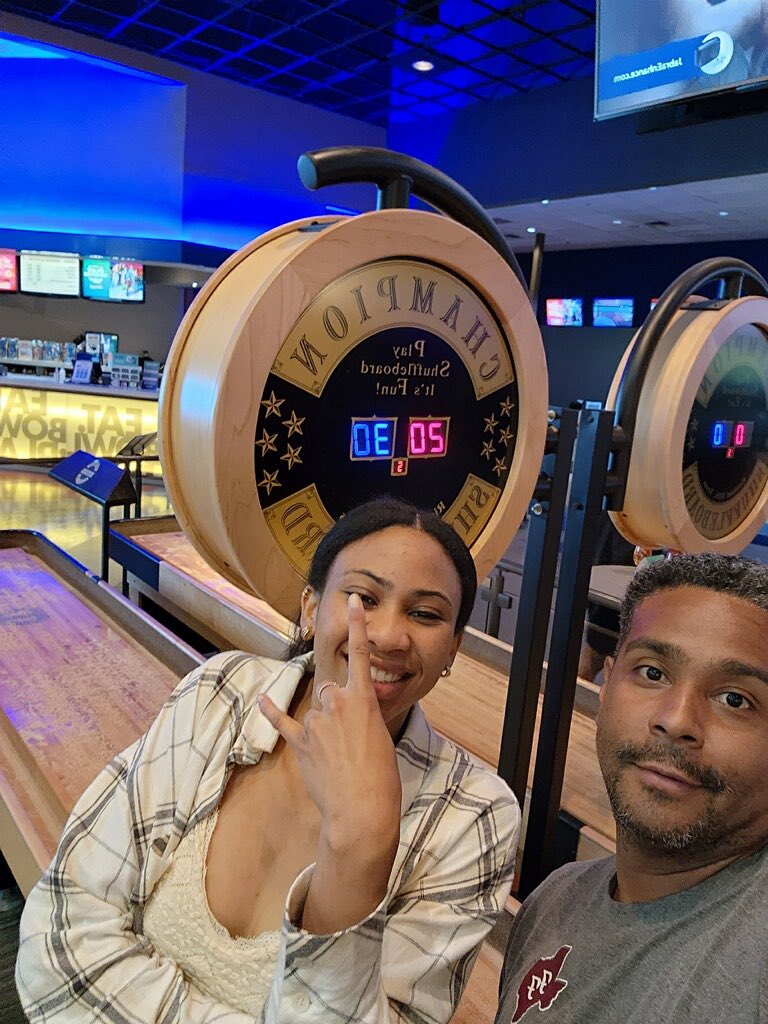 Farmer_Hoops's tweet photo. @Farmer_Hoops @LHS_LadyHoops @mya2023 @CoachMartin_LHS 
2023 BASKETBALL BANQUET SHUFFLE BOARD CHAMPS! https://t.co/g3s56R09js