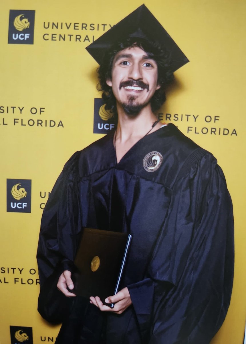 CudcemUCF's tweet photo. Congratulations @christiancabello (PREM CUDCEM alum!) on graduating with a BS in Physics from the University of Central Florida (@UCFPhysics). Good luck with your PhD at Institut Polytechnique de Paris (@IP_Paris_). Thanks to @nsfprem, @NSF for supporting Christian! https://t.co/pVwOcKTZYL