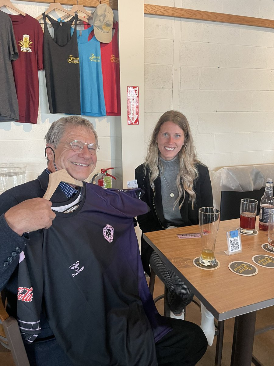 soccerwasho's tweet photo. Great turn out for Third Wednesday #business #networking event @CraftBrauhaus in Fairport this evening, @FlowerCityUnion @FlowerCity1872 was tonight’s presenting sponsor , thanks to all who attended in support ! https://t.co/zkVzRQUvL5