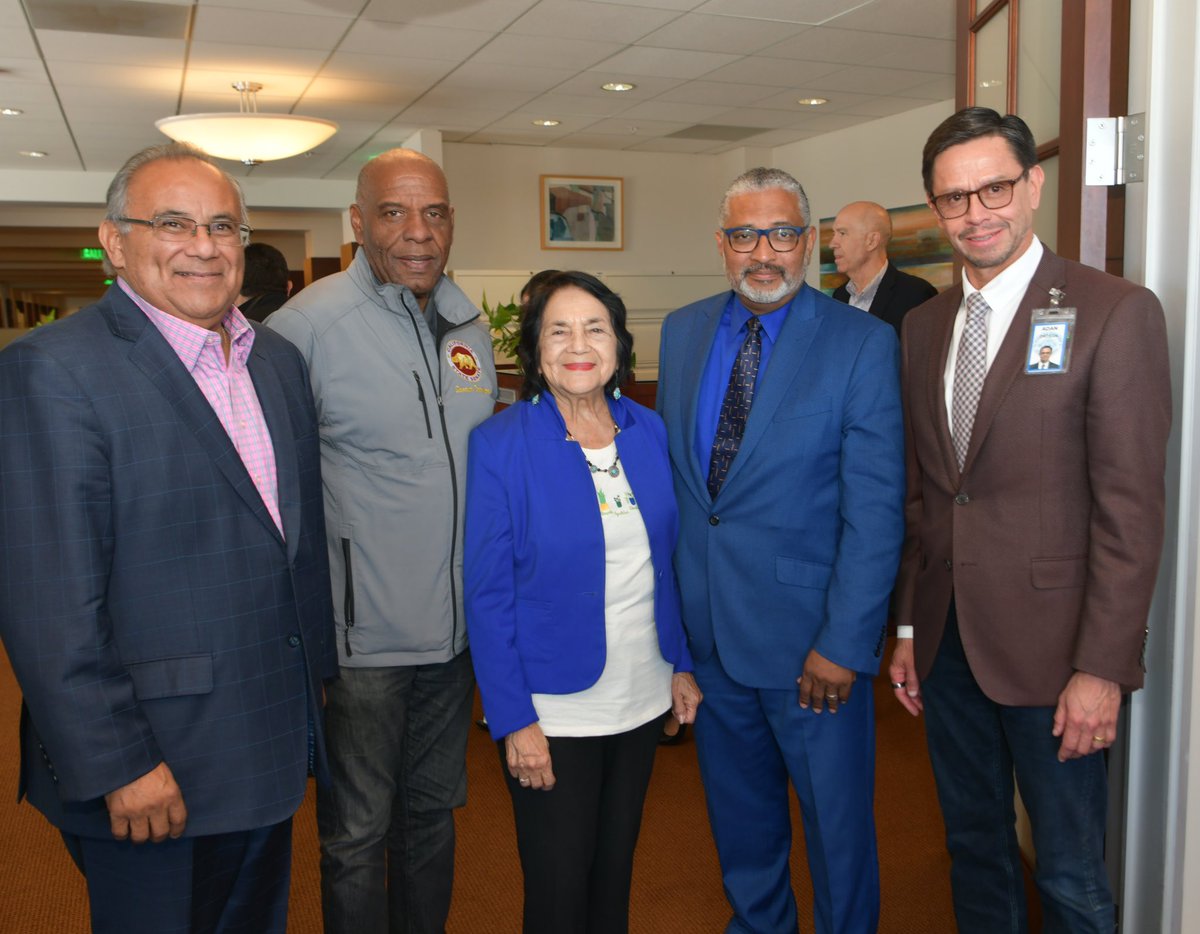 CommunityBuildi's tweet image. CBI CEO Robert Sausedo co-chaired the Groundswell Civil Rights Legislative Briefing to discuss legislation that would prevent opponents of access to clean and affordable water from using the CA Environmental Quality Act (CEQA) as a basis in lawsuits to stifle critical projects