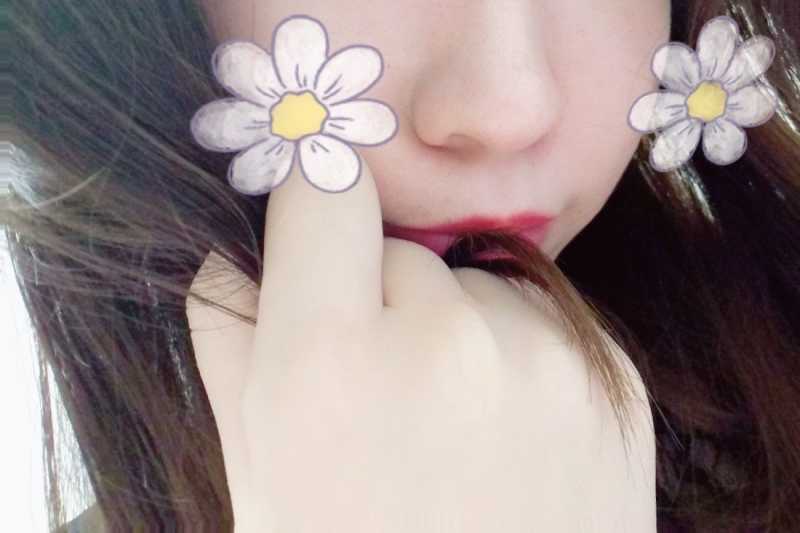 今日の、ふぉろわーさんは、ご っ く んと中だしどっちが好 きか な💕

私とする時ど っ ちがし た い？

ごっくん➡い い ね
中出し➡R T 
#奴隷 #服従 #貢ぎ奴隷 #デブ専男子と仲良くなりたい #雌犬