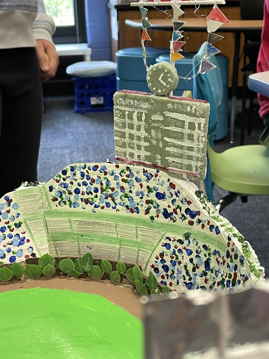 jtgross88's tweet photo. @Cubs Can my student, Zoey, get a shoutout for her amazing creation of the best place on earth?  #WrigleyField https://t.co/i4Jq8GEUGN