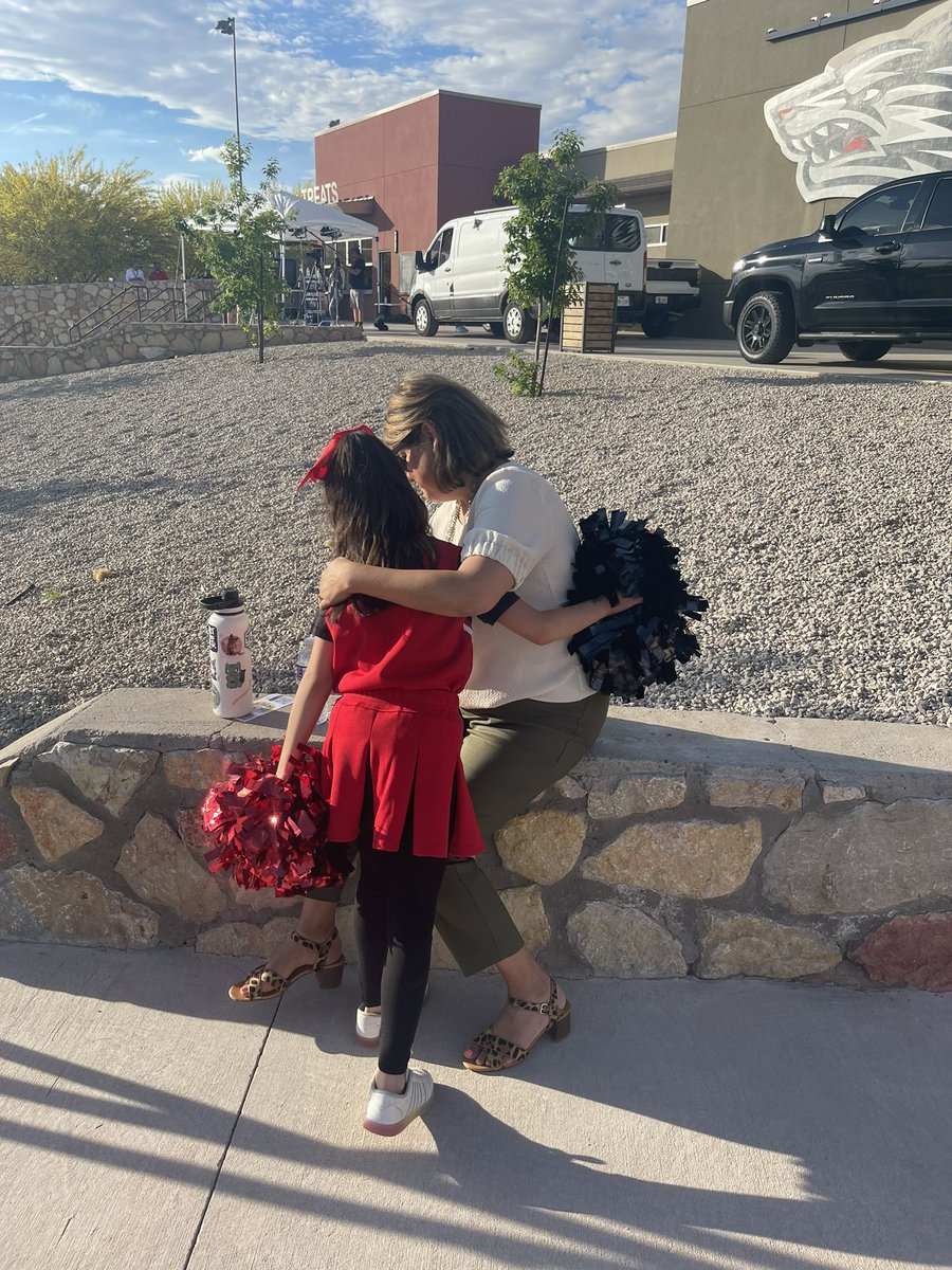 Our #1 supporter❤️ 
Tornillo is filled with love! 
<a href="/MLopez_TISD/">Myrna Lopez-Patti, M.Ed</a> #TISDProud