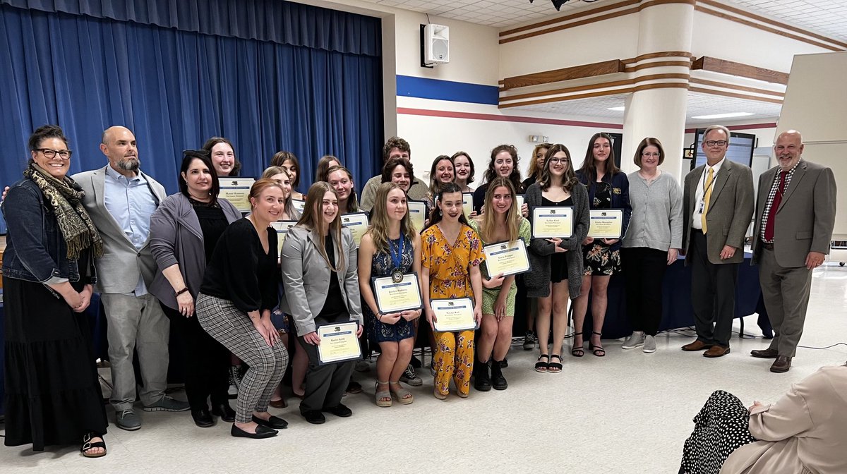 Mid-York Color Guard Circuit SA2 Champions! Wonderful to celebrate WG Winter Guard at tonight’s BOE Meeting! Well done, Wildcats! ⁦<a href="/MoserVogler/">Kelly Moser-Vogler</a>⁩ ⁦@WGTeachCntr⁩ ⁦<a href="/WGFineArts/">West Genesee Fine Arts</a>⁩ ⁦<a href="/WestGeneseeCSD/">West Genesee Schools</a>⁩