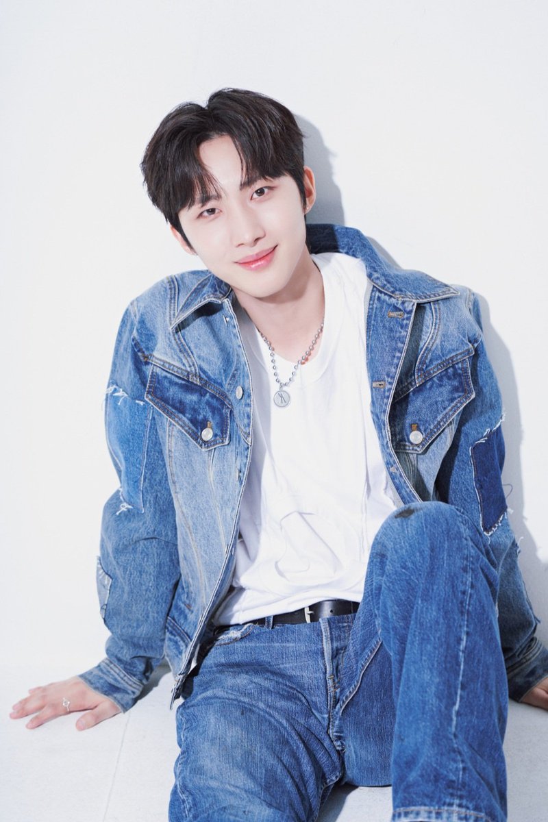 huiting28's tweet photo. Naver Hui

https://t.co/vdLyaINGvr
https://t.co/gIYOuOItGK
https://t.co/TsrJU9Vt4V

#Pentagon #펜타곤 #Hui #후이 #Jinho #진호 #Hongseok #홍석 #Shinwon #신원 #YeoOne #여원 #Yanan #옌안 #Yuto #유토 #Kino #키노 #Wooseok #우석 https://t.co/9OMOtuxq4m