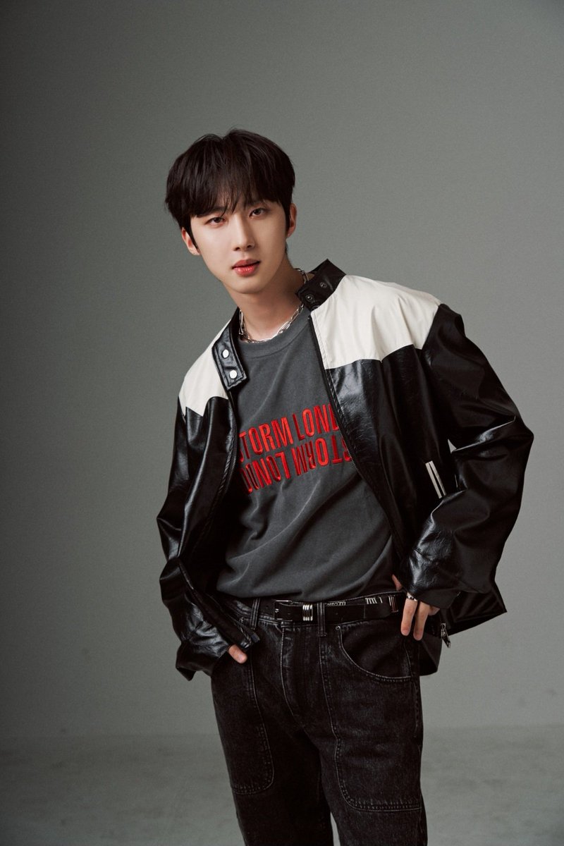 huiting28's tweet photo. https://t.co/vdLyaINGvr
https://t.co/gIYOuOItGK
https://t.co/TsrJU9Vt4V

#Pentagon #펜타곤 #Hui #후이 #Jinho #진호 #Hongseok #홍석 #Shinwon #신원 #YeoOne #여원 #Yanan #옌안 #Yuto #유토 #Kino #키노 #Wooseok #우석 https://t.co/y79eBVAUwH