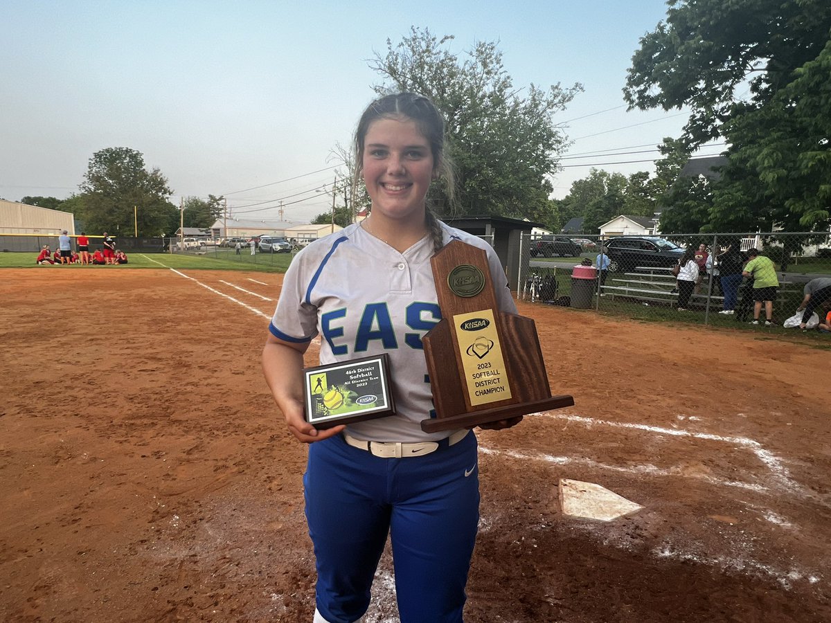 RemieSmith19's tweet photo. So proud of our @ejhs_softball team! Love playing with these girls. Tonight we won the 46th District Championship and I was named to the All-District Tournament Team. Looking forward to Regionals! Let’s go Lady Jags! @EJHS_Athletics @EastJessamineHi @12thSports @mojo_knight https://t.co/X8BWGWa8GS