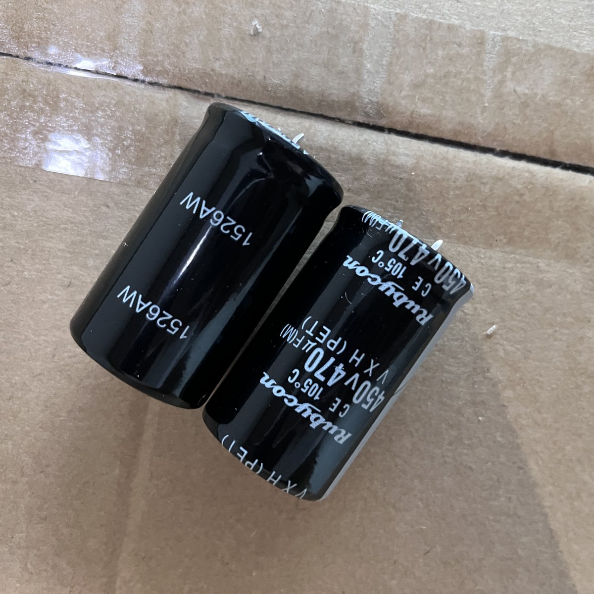 Kevin_alpine's tweet photo. what a quiet Thursday morning...🥲

450VXH470MEFCSN30X50 /Rubycon
Capacitores electrolíticos de aluminio

Large stock inventory.
WhatsApp/Skype: +8617376844778
E-mail: sales06@anpicgroup.com

#ic #electroniccomponent #electroniccomponentsupplier
#Capacitores https://t.co/fO0XkX9Ubg