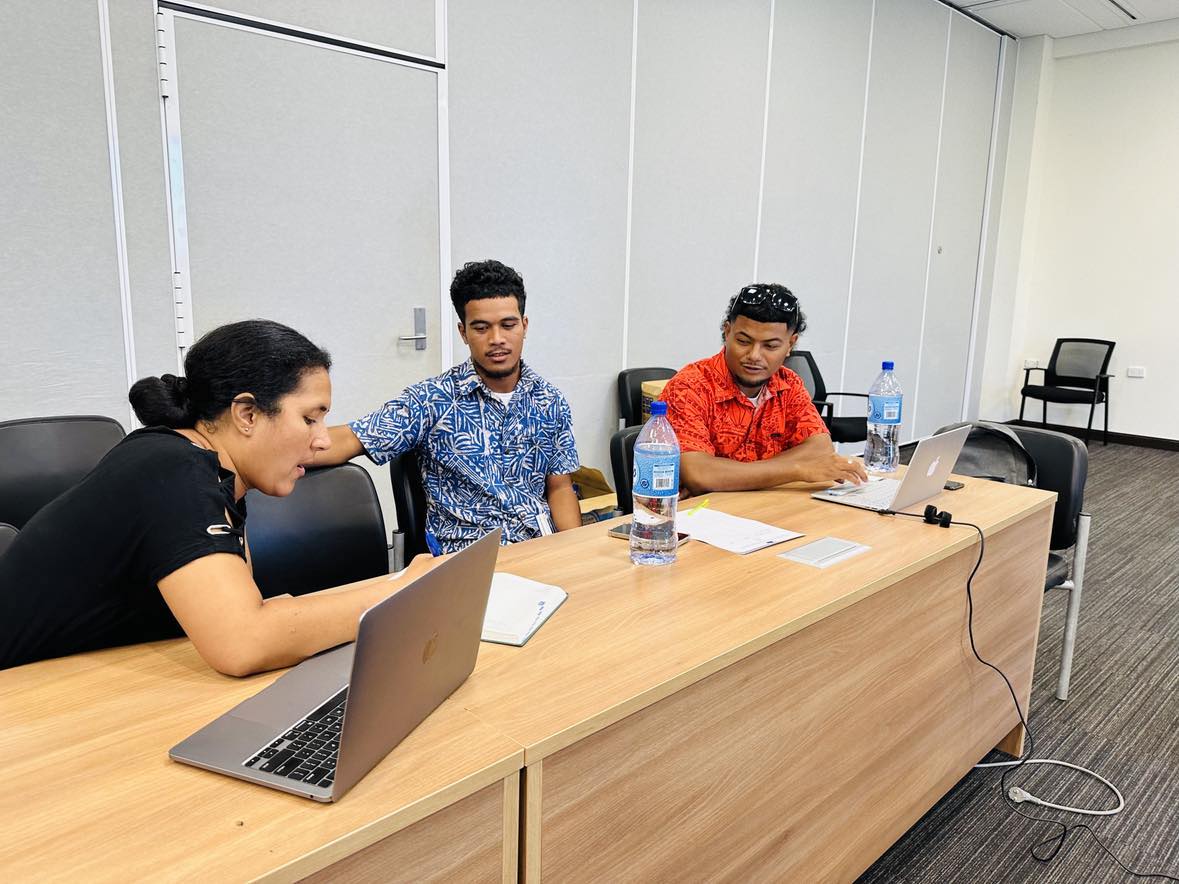 ForumSEC's tweet photo. #PeopleCenteredDevelopment
@ForumSEC with the Tuvalu department(s) of trade and labour, held national consultations this week in Tuvalu with stakeholders.
The consultations aim to identify regional priority areas for the development of a Regional Labour Mobility Strategy. https://t.co/EkAce3flrK