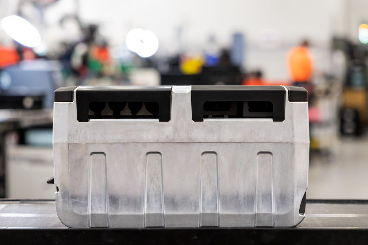 redarc_AUS's tweet image. As one of #REDARC’s key values, we are committed to being environmentally responsible. We are passionate about operating in a way that will preserve the #environment for future generations. Being #AustralianMade, means we have full control to ensure environmental sustainability.